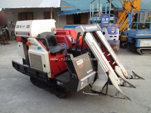 รถเกี่ยวข้าวนั่งขับ!!!! รหัสสินค้า : 14001725 ยี่ห้อ : YANMAR รุ่น : CA11X