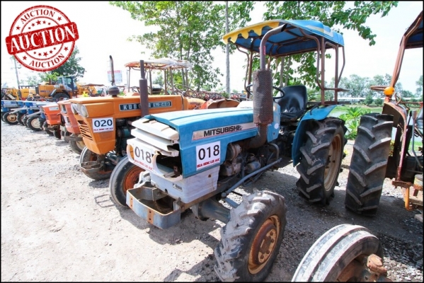 AUC 4 Code 018  แทรกเตอร์  เก่านอก MITSUBISHI D2350  ราคา เริ่มต้นการประมูล 25,000 บาท