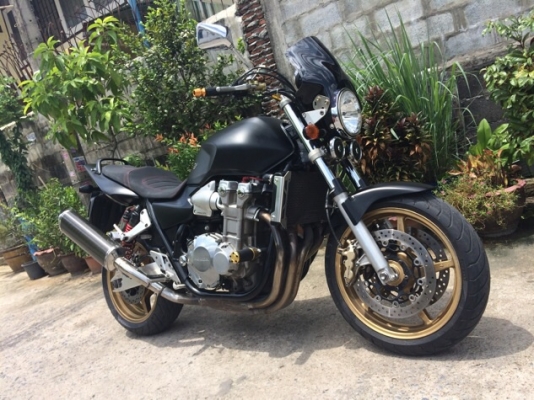 honda cb1300ปี2003กุญแจชิพ2ดอกทะเบียนแท้โอนขนส่งของแต่งตามรูปครับ (087-098-9599)ฮัดครับ 239,000-