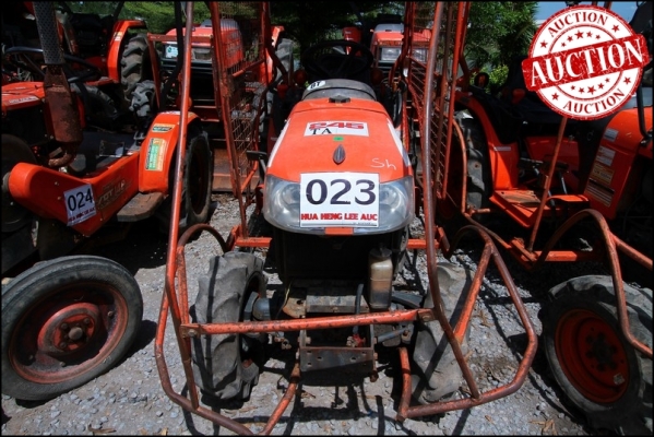 AUC 4 Code 023  แทรกเตอร์  เก่านอก KUBOTA B2420  ราคา เริ่มต้นการประมูล 140,000 บาท