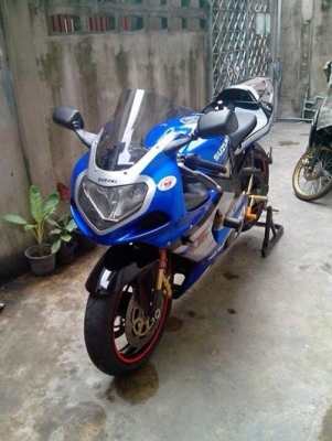 ขาย  GSX R K 2 - 1000 cc. inv   มีของแต่ง สภาพสวยเครื่องดี ปรับราคา 115,000