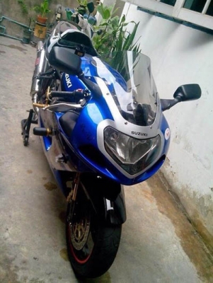 ขาย  GSX R K 2 - 1000 cc. inv   มีของแต่ง สภาพสวยเครื่องดี ปรับราคา 115,000