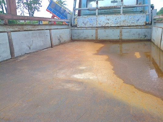 ขายรถบรรทุกดั้ม4ล้อใหญ่  สอบถามได้