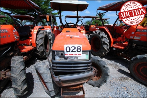 AUC 4 Code 028  แทรกเตอร์  KUBOTA L3408  ราคา เริ่มต้นการประมูล 110,000 บาท