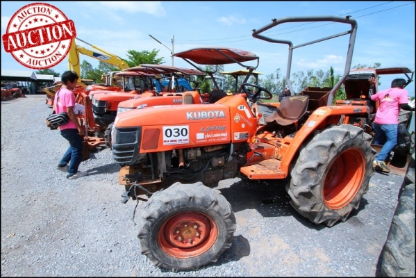 AUC 4 Code 030 แทรกเตอร์ KUBOTA L3408 ราคา เริ่มต้นการประมูล 110,000 บาท AUC 4 Code 030 แทรกเตอร์ KUBOTA L3408 ราคา เริ่มต้นการประมูล 110,000 บาท