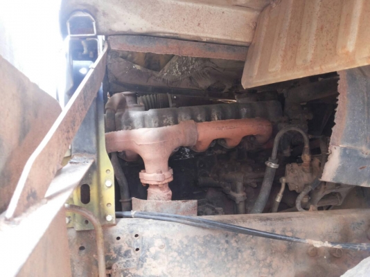 สิบล้อท้ายลาด HINO KT725 แบบสองเพลา เดิมใช้บรรทุก รถแบคโฮ HITACHI ZX200-1