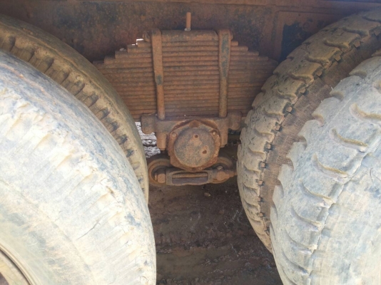 สิบล้อท้ายลาด HINO KT725 แบบสองเพลา เดิมใช้บรรทุก รถแบคโฮ HITACHI ZX200-1