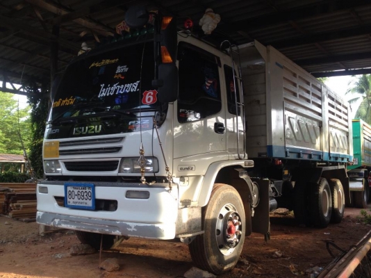 ขายดาวน์ Isuzu Deca 270