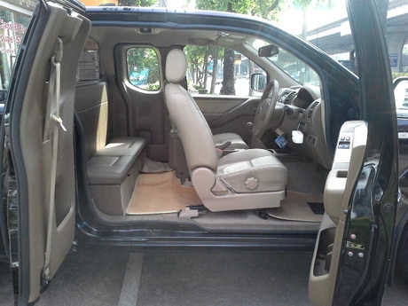 ไม่ต้องดาวน์ ใช้เงินน้อย ถอยรถไปเลย NAVARA King cab 2.5EL ไมล์ 48,xxx กม.