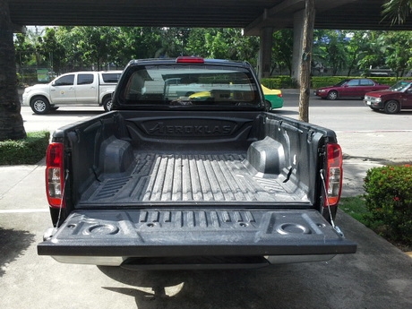 ไม่ต้องดาวน์ ใช้เงินน้อย ถอยรถไปเลย NAVARA King cab 2.5EL ไมล์ 48,xxx กม.