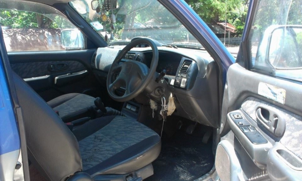 รถบ้านเจ้าของขายเองสตราดาโฟวิล สีทูโทน ราคาคุยกันได้ครับ