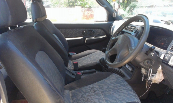 รถบ้านเจ้าของขายเองสตราดาโฟวิล สีทูโทน ราคาคุยกันได้ครับ