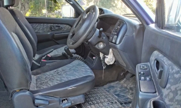 รถบ้านเจ้าของขายเองสตราดาโฟวิล สีทูโทน ราคาคุยกันได้ครับ