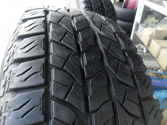 ขายmaxbredley 16x8 off-0 สีเทา+yokohama at 265/70/16 ปี 14 16500 บาท ขายmaxbredley 16x8 off-0 สีเทา+yokohama at 265/70/16 ปี 14 16500 บาท