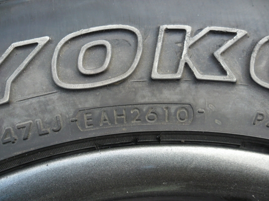 ขายmaxbredley 16x8 off-0 สีเทา+yokohama at 265/70/16 ปี 14 16500 บาท ขายmaxbredley 16x8 off-0 สีเทา+yokohama at 265/70/16 ปี 14 16500 บาท