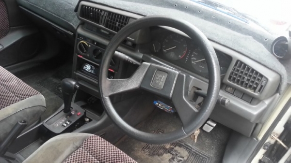 ขายเครื่องแถมรถ แถมแก๊ส PEUGEOT 405 วาง toyota 7A 1800 เกียร์ออโต้