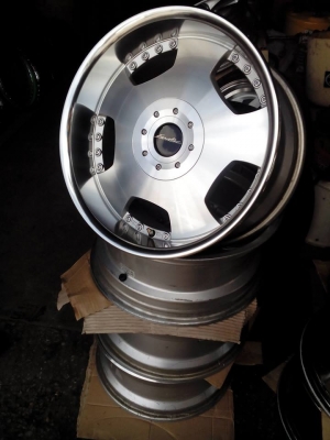 หกรู ออฟสวยๆ 18 นิ้ว หน้า 8 หลัง 9 นิ้ว