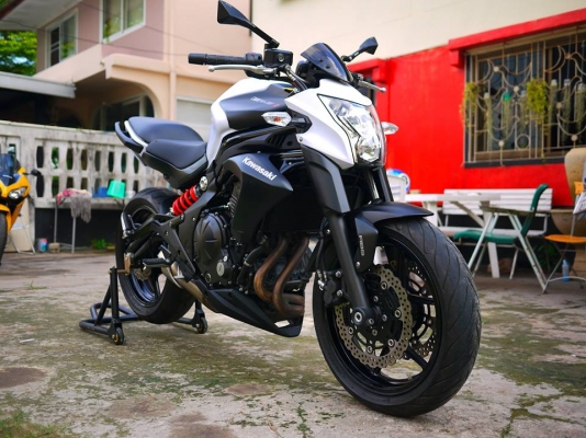 ขาย ER6N พร้อมทะเบียนแท้ไม่ขาดต่อ เอกสารคู่มือทุกอย่างครบ โฉมใหม่ล่าสุด ปี 2014 สภาพใหม่กริ๊ป