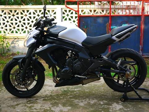 ขาย ER6N พร้อมทะเบียนแท้ไม่ขาดต่อ เอกสารคู่มือทุกอย่างครบ โฉมใหม่ล่าสุด ปี 2014 สภาพใหม่กริ๊ป