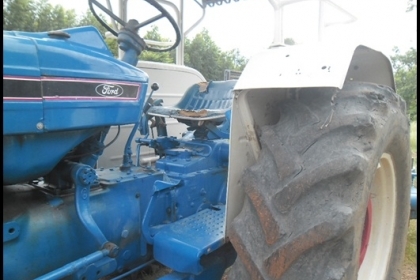 รถไถฟอร์ด  ด่วนๆๆๆๆๆๆๆๆๆๆอยากขาย