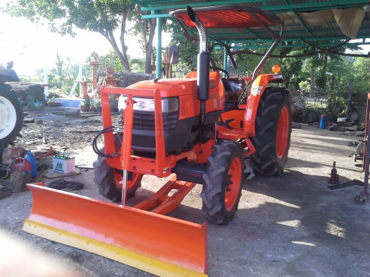 ดีเวอร์...คูโบต้า L4508 พร้อมอุปกรณ์ใบดันหน้า พร้อมลุยงาน