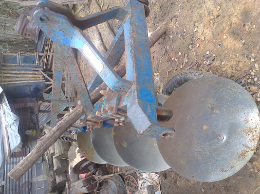 ขายผานไถบุกเบิก ( ผาน 4 ) ขายผานไถบุกเบิก ( ผาน 4 )