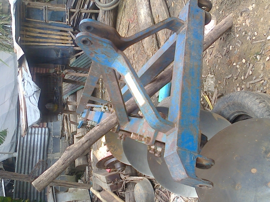 ขายผานไถบุกเบิก ( ผาน 4 ) ขายผานไถบุกเบิก ( ผาน 4 )