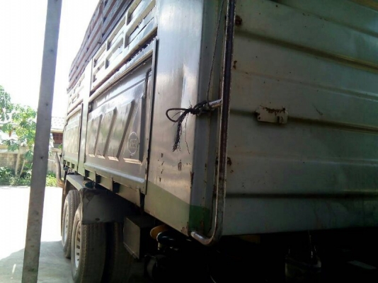 รถฮีโน่ 10 ล้อดั้ม FM3H เปลื่ยงเครื่อง 320 แรงม้า. ปี 38  สนใจติดต่อ  081 - 6079515