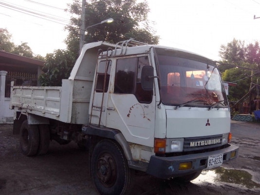 ขาย6ล้อมิตซู160แรงกระบะดั้มดินยาง900ขอบ20