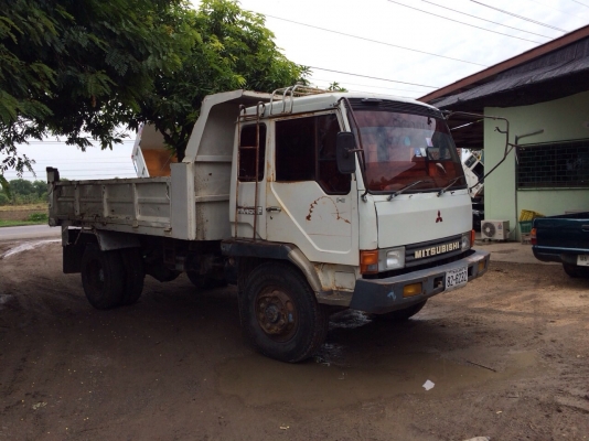 ขาย6ล้อมิตซู160แรงกระบะดั้มดินยาง900ขอบ20