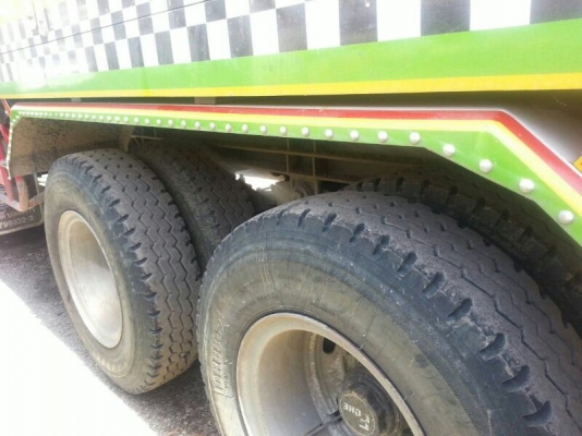 รถฮีโน่ 10 ล้อ QDR  344  แรงม้า.  ปี 54  ( ขายแม่ , ลูก )  , ( ติดเแก๊ส. )   สนใจติดต่อ 081 - 6079515