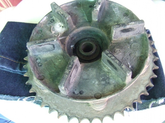 ต้องการซื้อฝาติดเสตอร์รถtzm