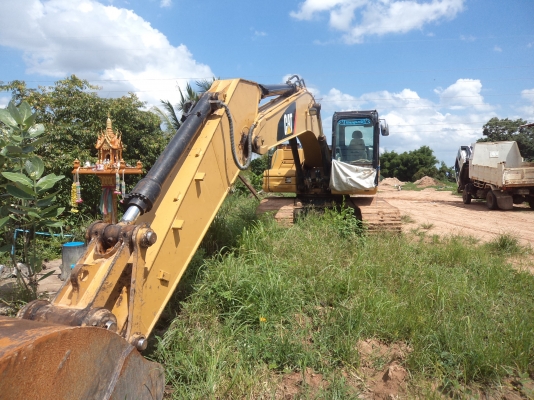 ขายเเบคโฮ CAT320D เครื่องคอมมลเรล