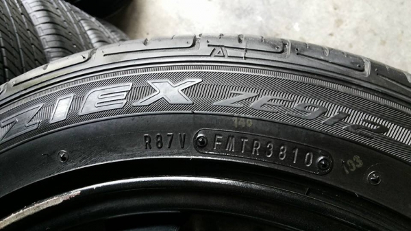 ยาง falken 185 55 16 ยางสวยมาก สภาพ95\%