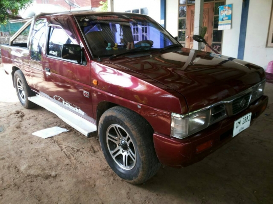 ***ขายแล้วครับขอบคุณ Truck2hand ขายกระบะแค็ป NISSAN BIG M KINGCAB BD25 ฝาแดง จอโค้งปี39/96 เครื่องเดิมเกียร์เดิม ฝาแดงแรงๆ ประหยัด อึด ไม่มีเยิ้ม เกียร์ดีไม่มีหลุด ช่วงล่างคัสซีสวย ไม่ปะไม่ดาม กระบะสวยมีพื้นปูกระบะ ภายในเก๋งสวยคอนโซลเต็ม พ.พาวเวอร์ แอร์ ล