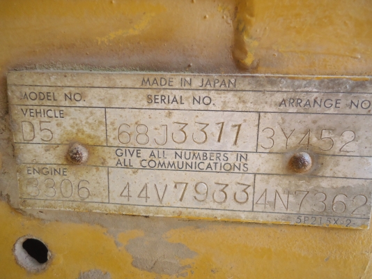 ขายรถแทร็กเตอร์CATD5เครือง-44V-ฝาบางสภาพพร้อมใช้งาน ขายรถแทร็กเตอร์CATD5เครือง-44V-ฝาบางสภาพพร้อมใช้งาน