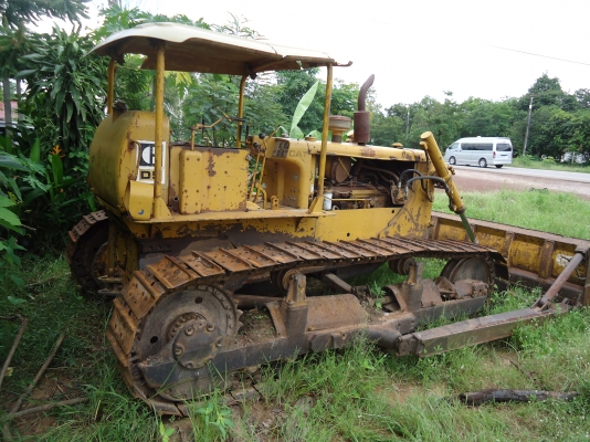 ขายรถแทร็กเตอร์CATD5เครือง-44V-ฝาบางสภาพพร้อมใช้งาน ขายรถแทร็กเตอร์CATD5เครือง-44V-ฝาบางสภาพพร้อมใช้งาน