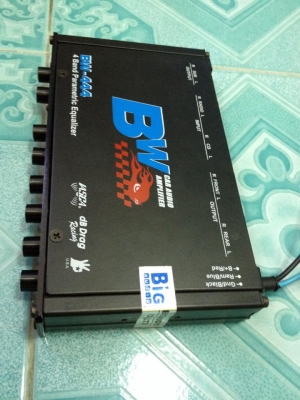 ปรีแอมป์มือสองเสียงดีสภาพเกือบใหม่ขาย1500บาท
