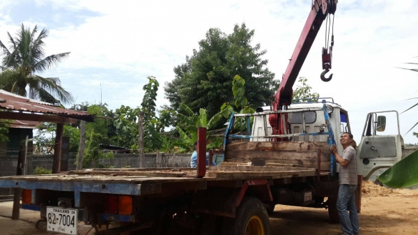 ขายด่วนหกล้อHINO KM310ติดเครน3ตันราคาไม่แพงสภาพพร้อมใช้โทร0843923995