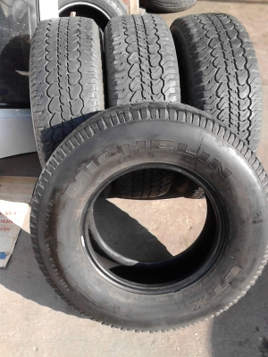 235/75R15  MICHELIN  LTX AT มีชุด 4 เส้น TEL.081-427-3941