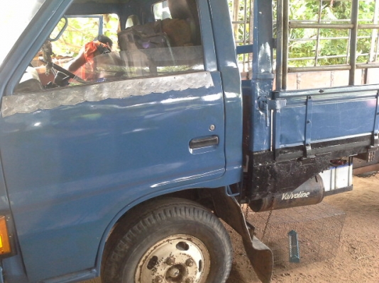 ขายรถ6ล้อ ks สภาพออกงานได้สบาย