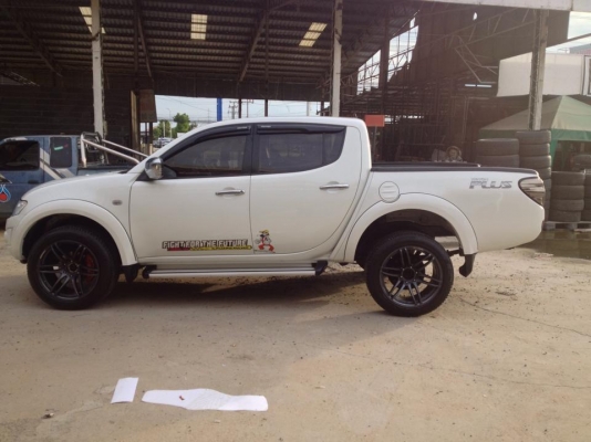 ขายดาวน์ triton 4 ประตูยกสูง ปี 2008 ตัว top เกียร์ auto ขายดาวน์ triton 4 ประตูยกสูง ปี 2008 ตัว top เกียร์ auto