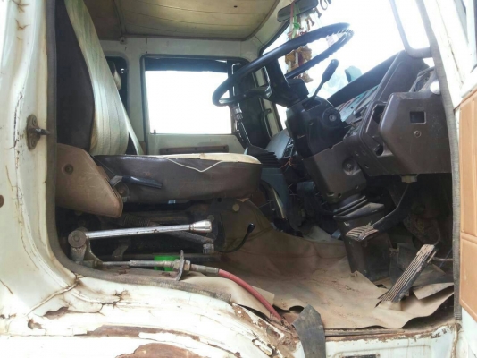 ขายฮีโน่10ล้อเทรลเลอร์ลาก320 เหล็ก ดรีมหน้า6-8 แชชซี725 2เพลา เครื่องEH700 พร้อมสโลกลาง ทะเบียนเต็ม