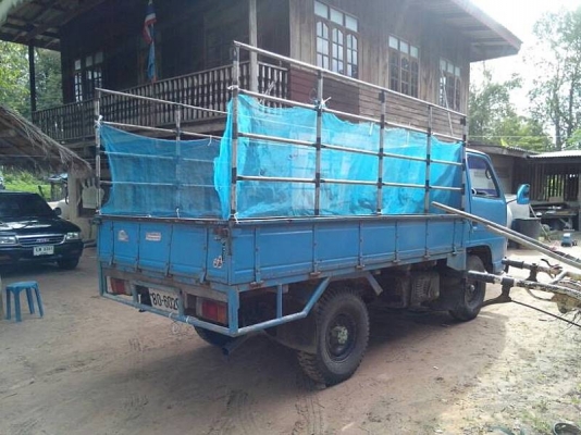 ISUZU NKR 85แรง 4ล้อกลาง เครื่องดี แคชซีสวย ยางดี ภายในสวย เกียร์สั้น เอกสารพร้อมโอน