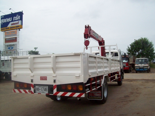 สั่งได้ครับ  6 ล้อ เครน 3-5 ตัน ทำใหม่ทั้งคันสภาพเหมือนใหม่ป้ายแดงพร้อมใช้ครับมีเล่มถูกต้องครับ