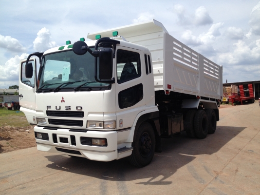 มีหลายคันสั่งได้ครับ MITSUBISHI FUSO SUPERGRATE เครื่อง 320-350-380 แรงม้าระบบน้ำมัน กระบะยาว 6.0 เมตร กว้าง 2.50 เมตรสูง 1.50 เมตร ดั้มพ์ 15 ตัน ยางใหม่ 13 เส้น พร้อมเล่มครับ