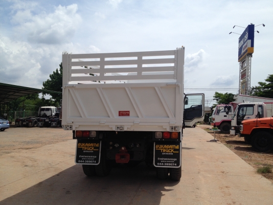 มีหลายคันสั่งได้ครับ MITSUBISHI FUSO SUPERGRATE เครื่อง 320-350-380 แรงม้าระบบน้ำมัน กระบะยาว 6.0 เมตร กว้าง 2.50 เมตรสูง 1.50 เมตร ดั้มพ์ 15 ตัน ยางใหม่ 13 เส้น พร้อมเล่มครับ มีหลายคันสั่งได้ครับ MITSUBISHI FUSO SUPERGRATE เครื่อง 320-350-380 แรงม้าระบบน้ำมัน กระบะยาว 6.0 เมตร กว้าง 2.50 เมตรสูง 1.50 เมตร ดั้มพ์ 15 ตัน ยางใหม่ 13 เส้น พร้อมเล่มครับ