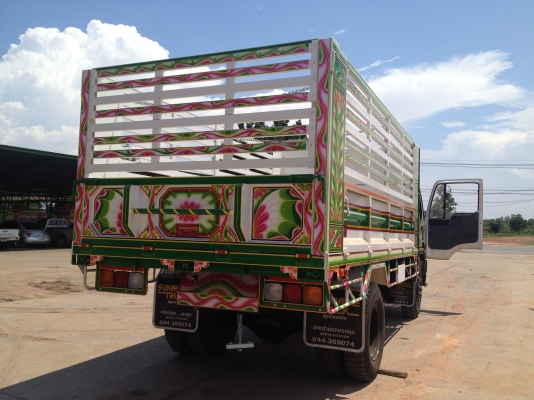 ขายครับไม่แพงคุ้มๆ HINO สิงห์ไฮเทคเครื่อง 195 แรงม้าระบบน้ำมัน กระบะคอกเกษตร ยาว 4.80 เมตร สูง 1.70 เมตร กว้าง 2.30 แลบลายทั้งคัน ยาง 900 ขอบ 20