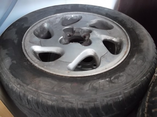 แม็คพร้อมยางHONDA,เอาไว้ทำล้ออะหลั่ย มีวงเดียว แม็คพร้อมยางHONDA,เอาไว้ทำล้ออะหลั่ย มีวงเดียว