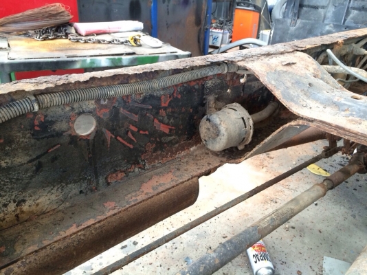 ขาย Rocky SBR 6ล้อรถห้างแท้ 6น็อต  ยาง 8.25/16 เครื่อง 6BB เดิม รถหลวง